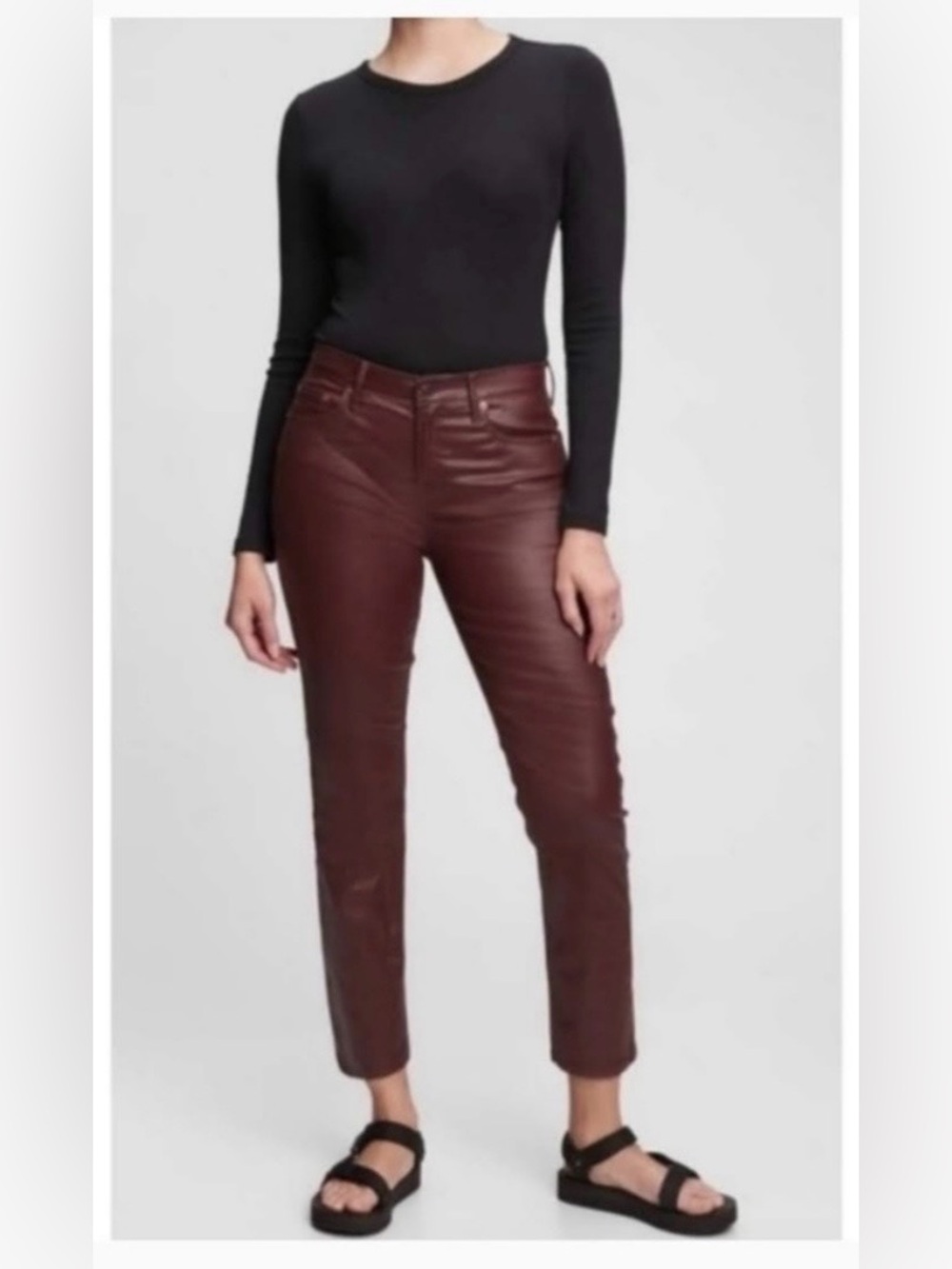 NWT GAP Women’s Mid Rise Slim Coated Jeans Size 31 / 12 SHORT Red Wine Cigarette